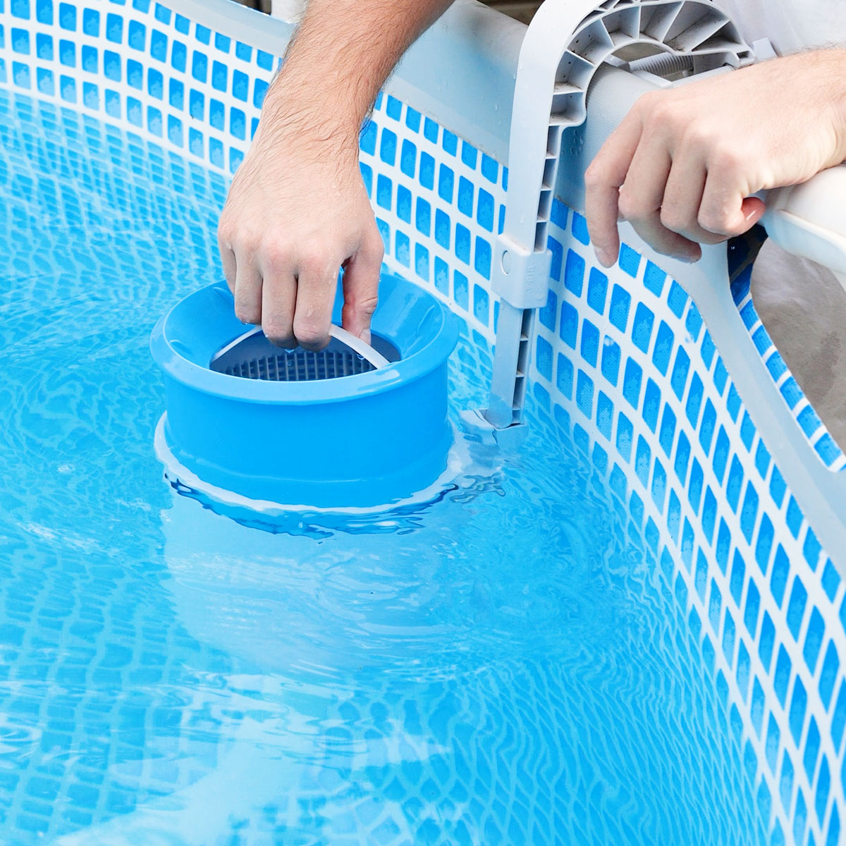 Replacing Your Pool Filter