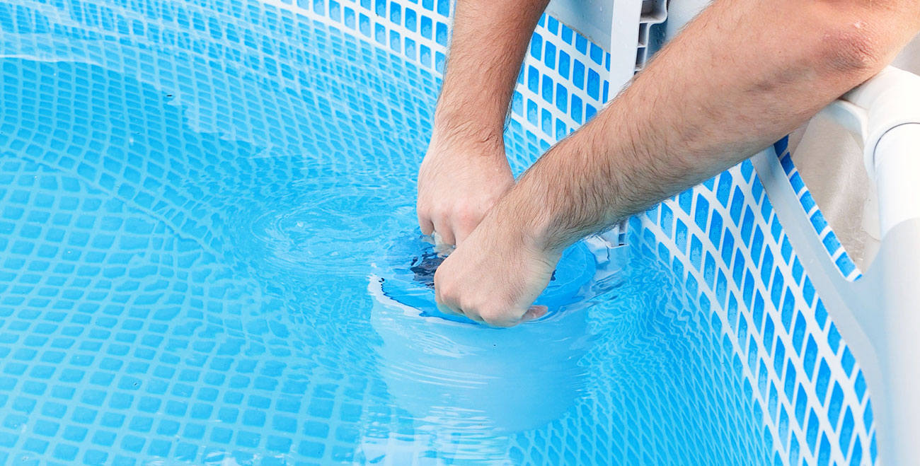 Rinsing Out Your Pool Hot Tub Filters 3